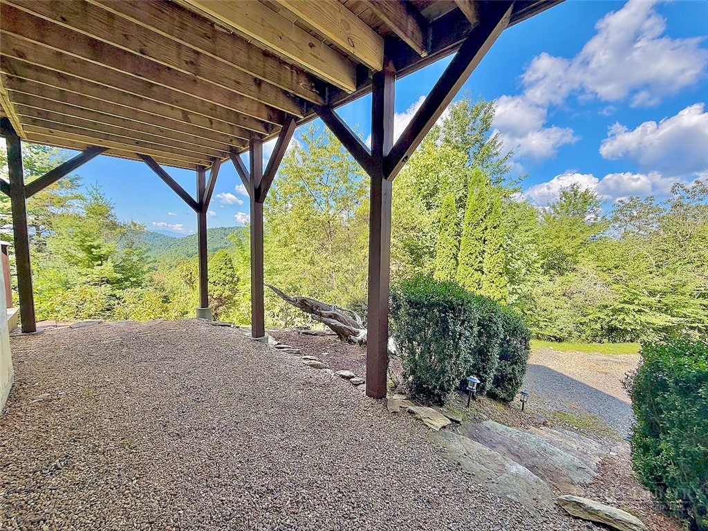 6365 Julius Drive Property Photo 38