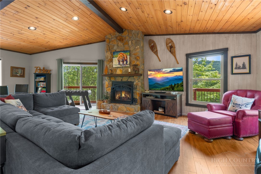 106 Upper Grouse Ridge Road Property Photo 8