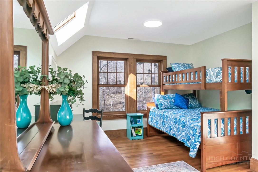140 Library Lane Property Photo 36
