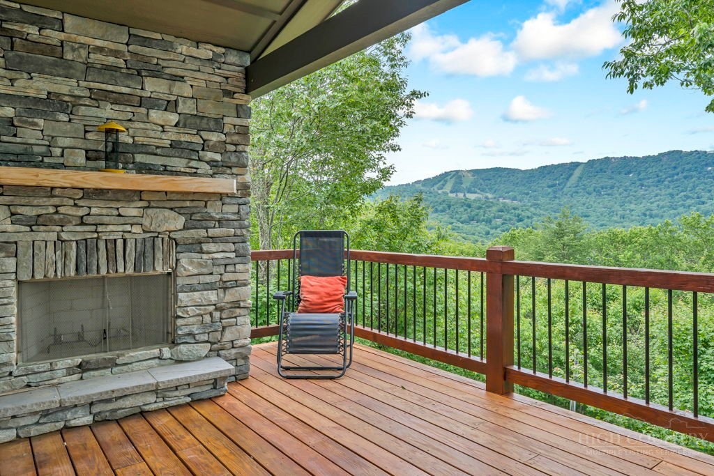 140 Lower Grouse Ridge Road Property Photo 1