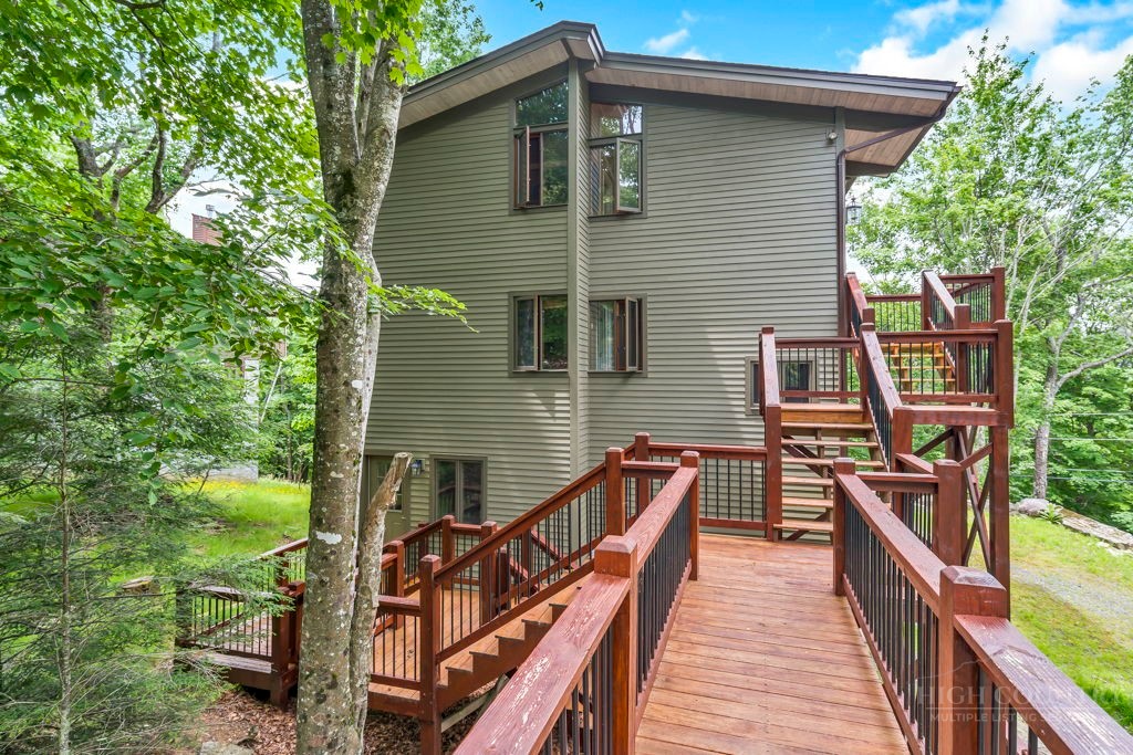 140 Lower Grouse Ridge Road Property Photo 2