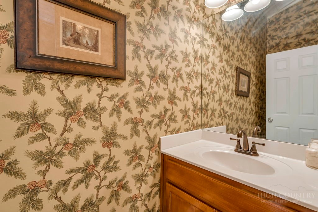 140 Lower Grouse Ridge Road Property Photo 10