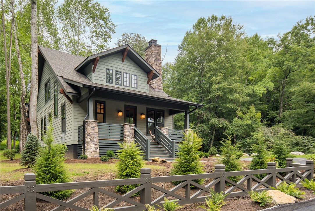 9391 Blackberry Road Property Photo 1