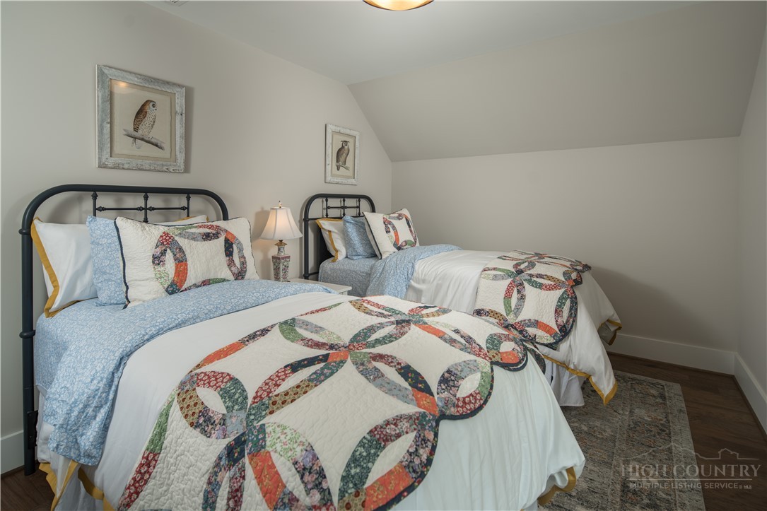 9391 Blackberry Road Property Photo 16