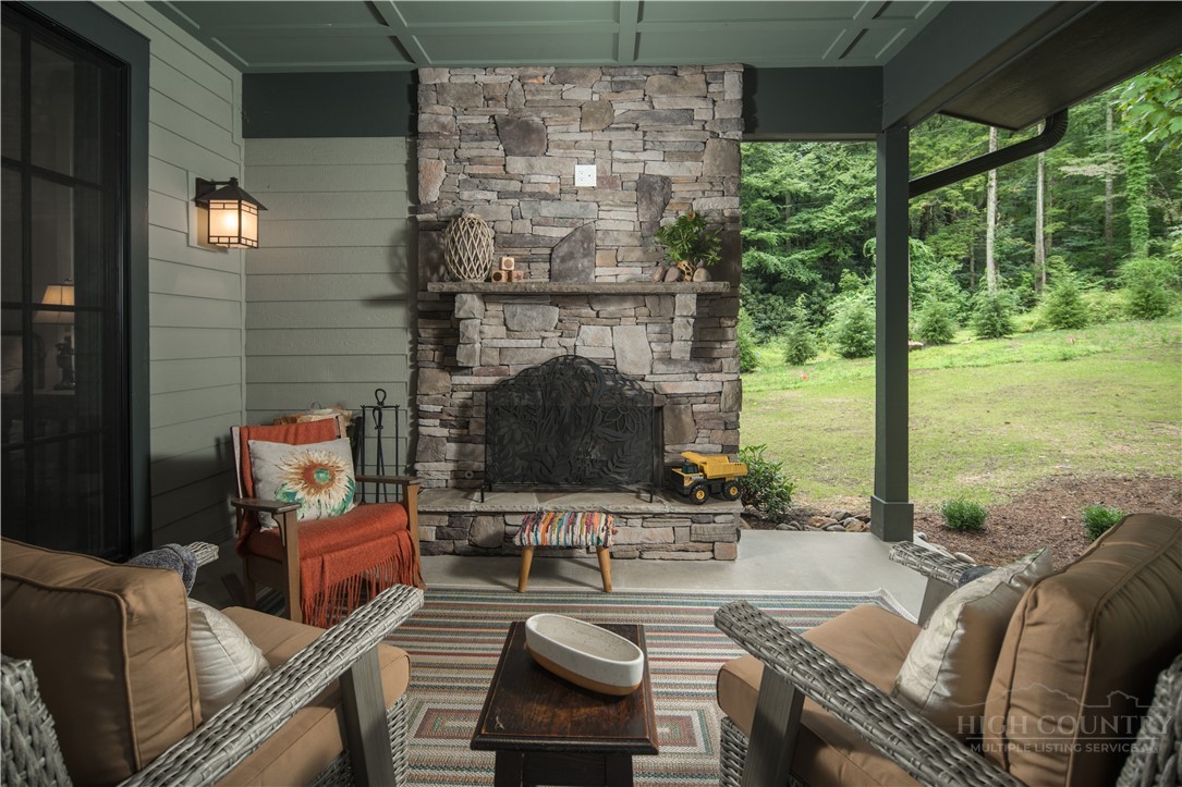 9391 Blackberry Road Property Photo 19