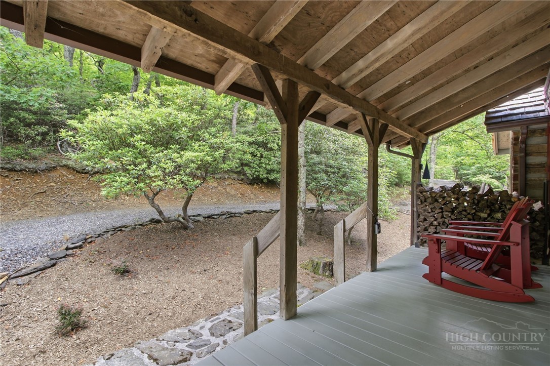 319 Sundance Road Property Photo 11