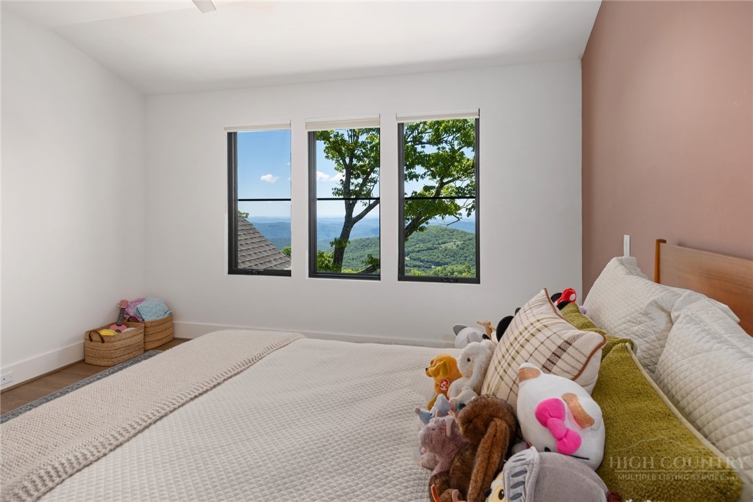 597 Blazing Star Trail Property Photo 37