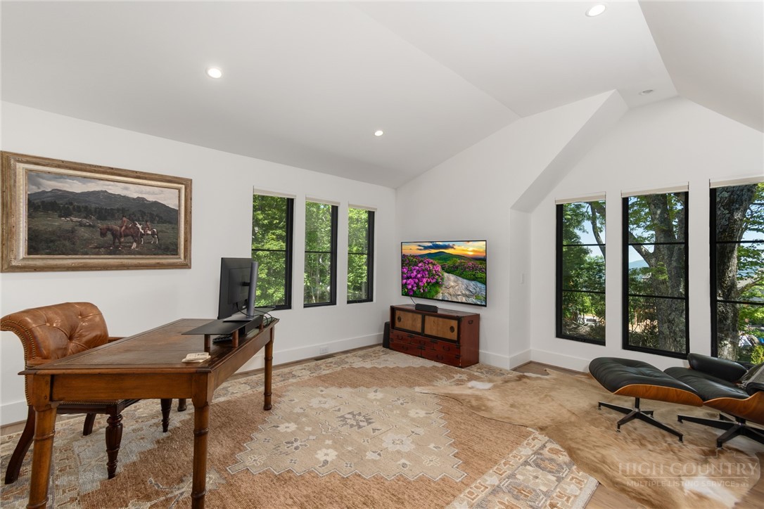597 Blazing Star Trail Property Photo 39