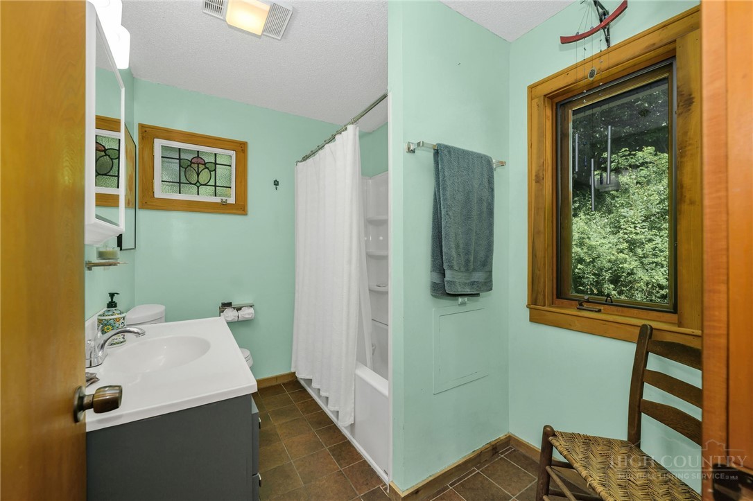 803 W Brushy Fork Road Property Photo 26