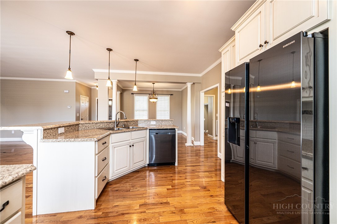 379 Horseshoe Bend Road Property Photo 10