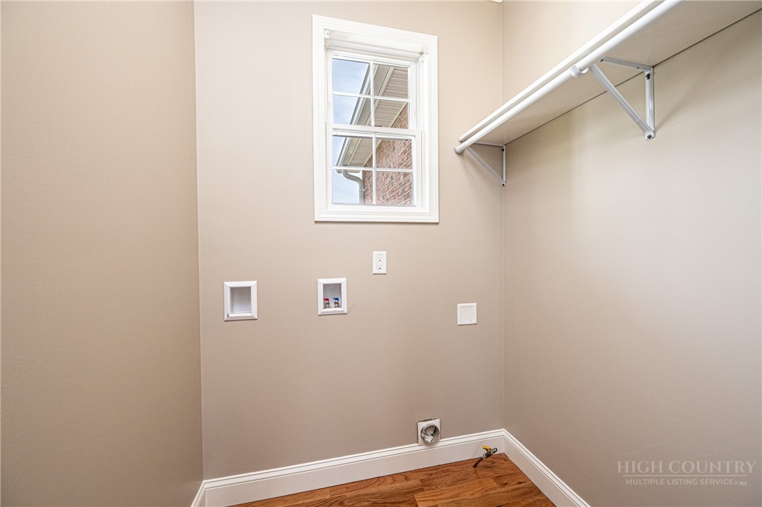 379 Horseshoe Bend Road Property Photo 19