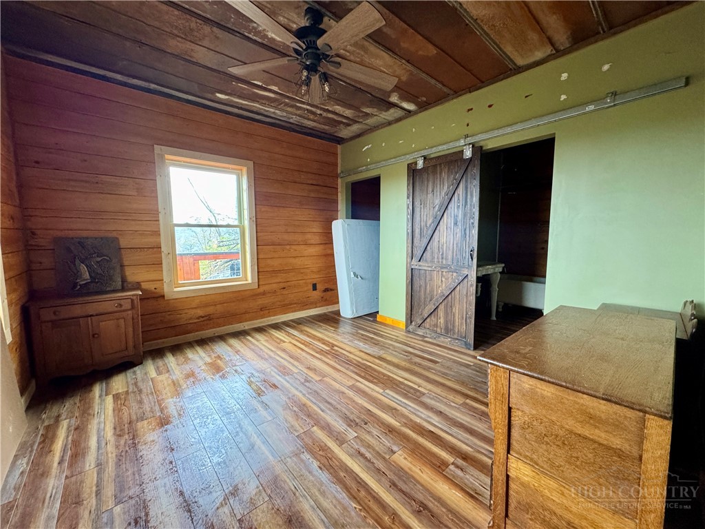 402 Turkey Knob Lane Property Photo 15