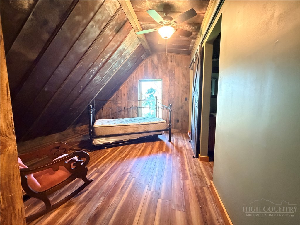 402 Turkey Knob Lane Property Photo 18