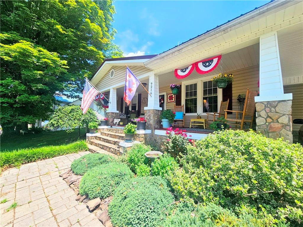 9216 Nc Highway 194 Property Photo 2