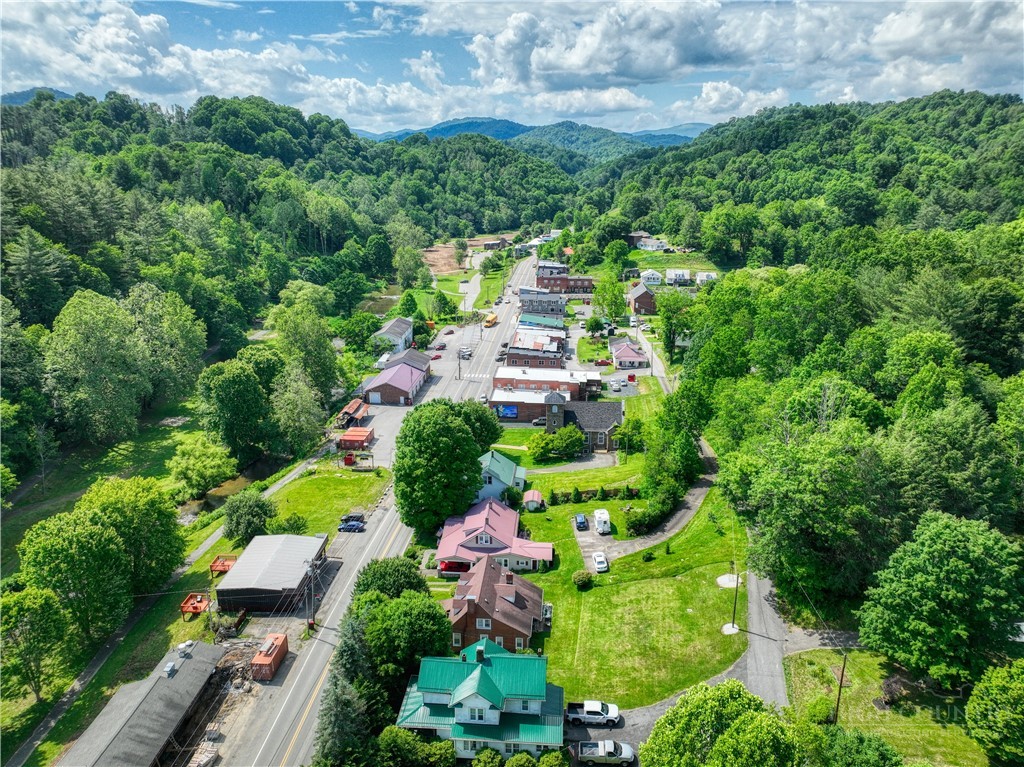 9216 Nc Highway 194 Property Photo 45