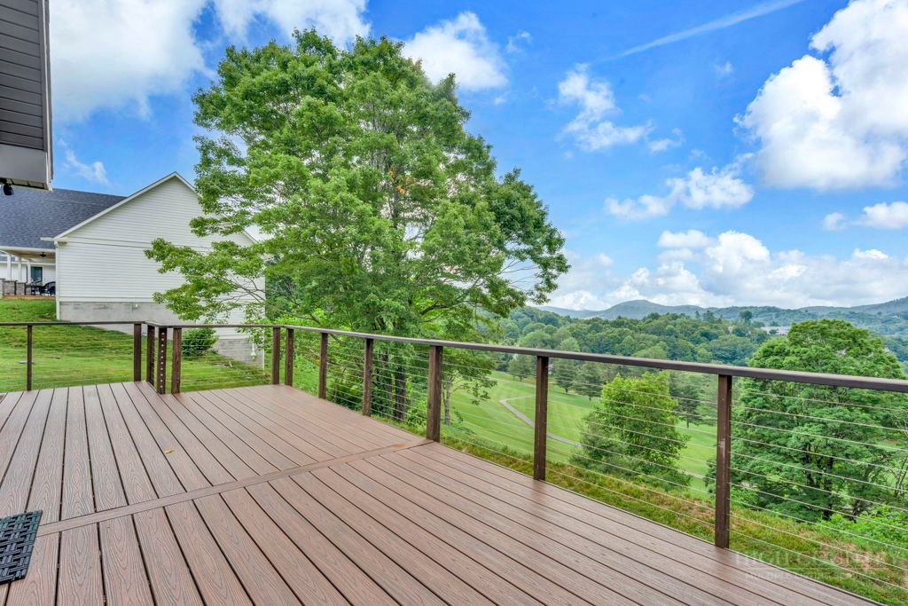 458 Fairway Ridge Drive Property Photo 6