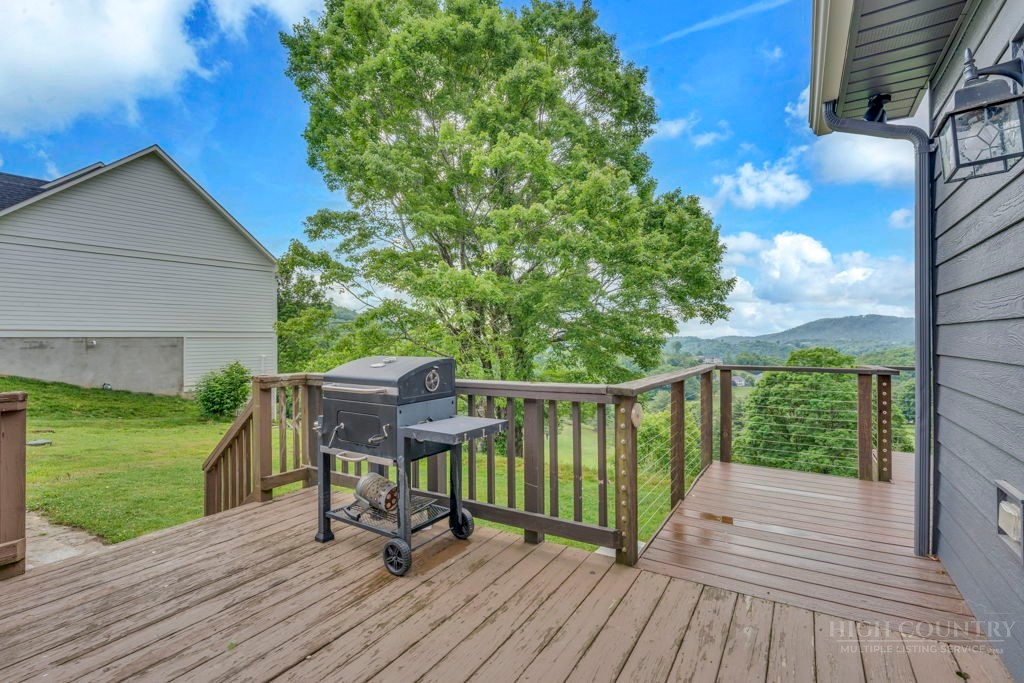 458 Fairway Ridge Drive Property Photo 7