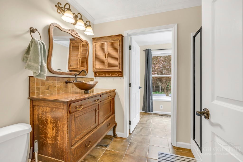 458 Fairway Ridge Drive Property Photo 15