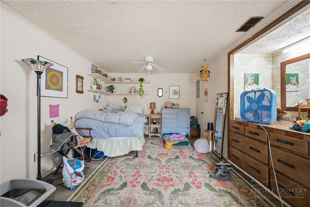 105 Summit Street Property Photo 12