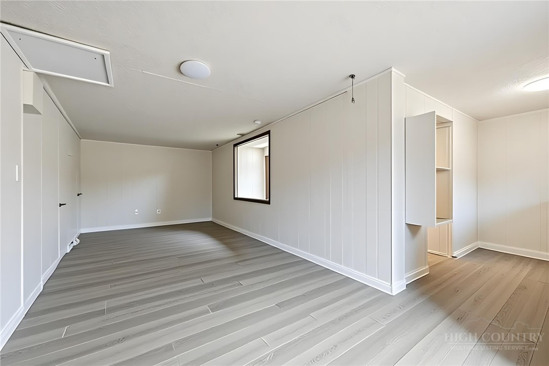 105 Summit Street Property Photo 15