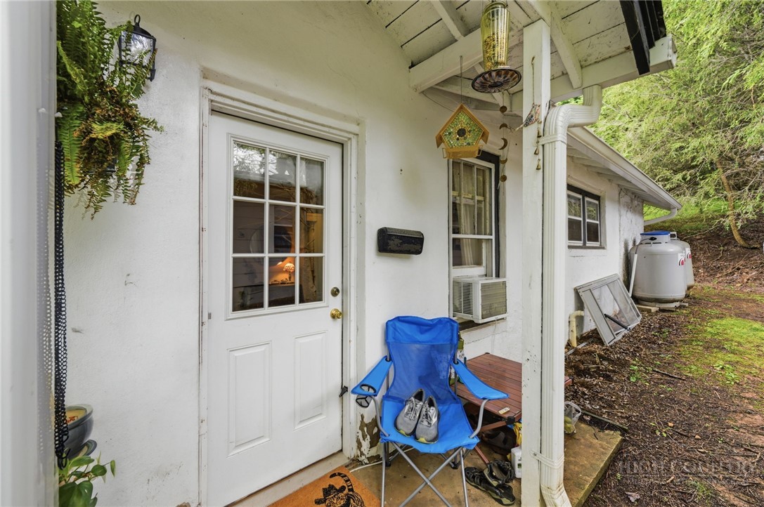 105 Summit Street Property Photo 16