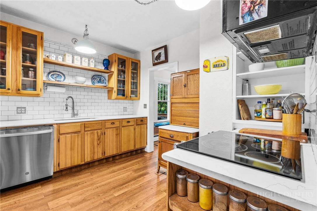 218 Pine Street Property Photo 15