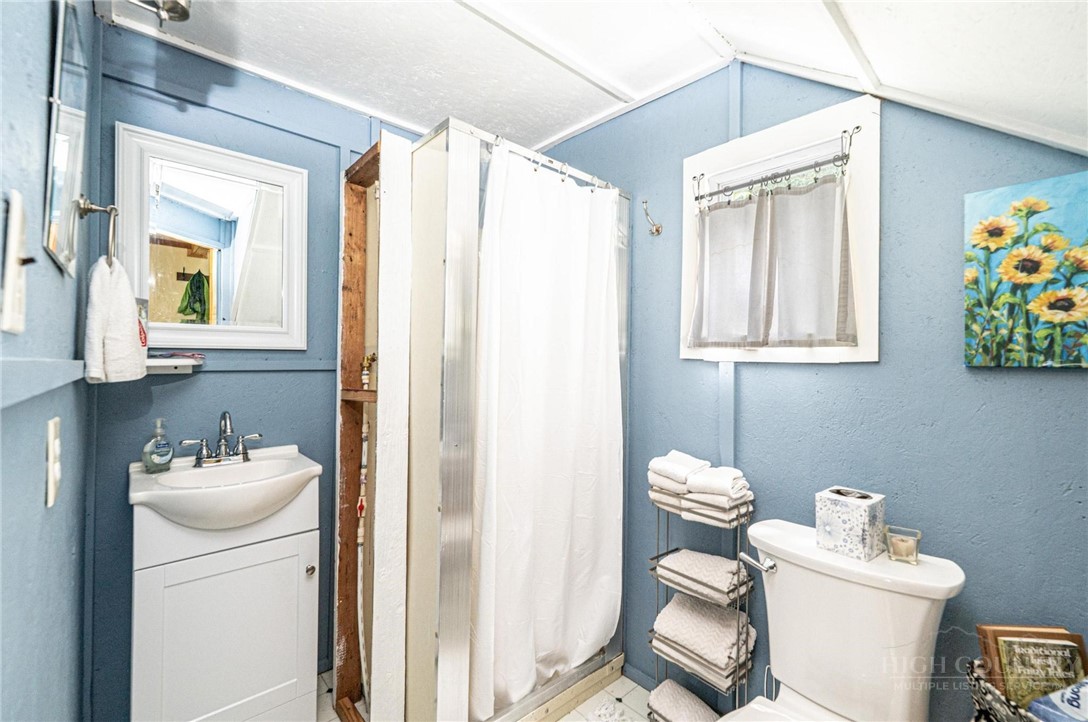 4462 Maple Grove Church Road Property Photo 14