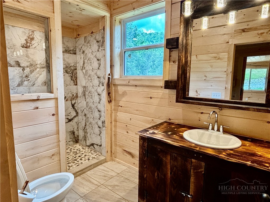 4943 & 4965 Hickory Nut Gap Road Property Photo 16
