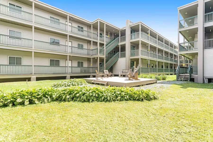 301 Pinnacle Inn Road 3209 Property Photo 6