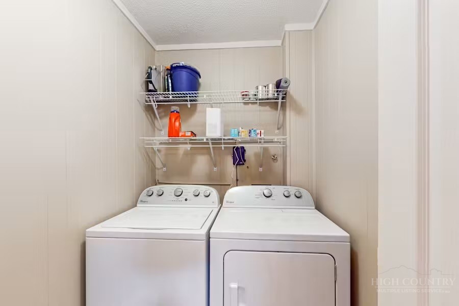 301 Pinnacle Inn Road 3209 Property Photo 29