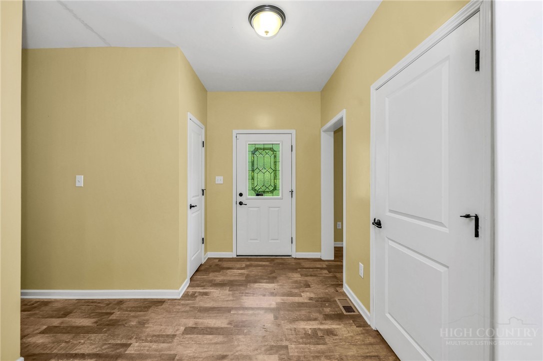 324 Hidden Spring Road Property Photo 14