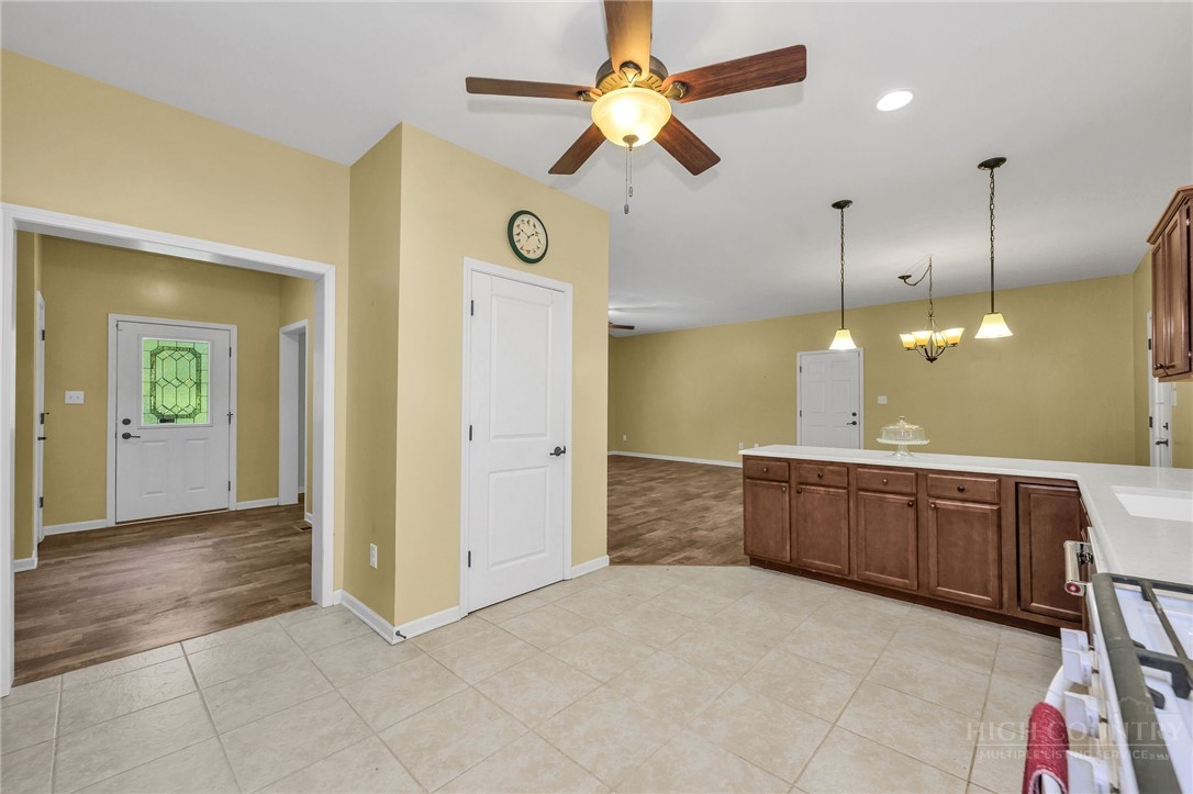 324 Hidden Spring Road Property Photo 16