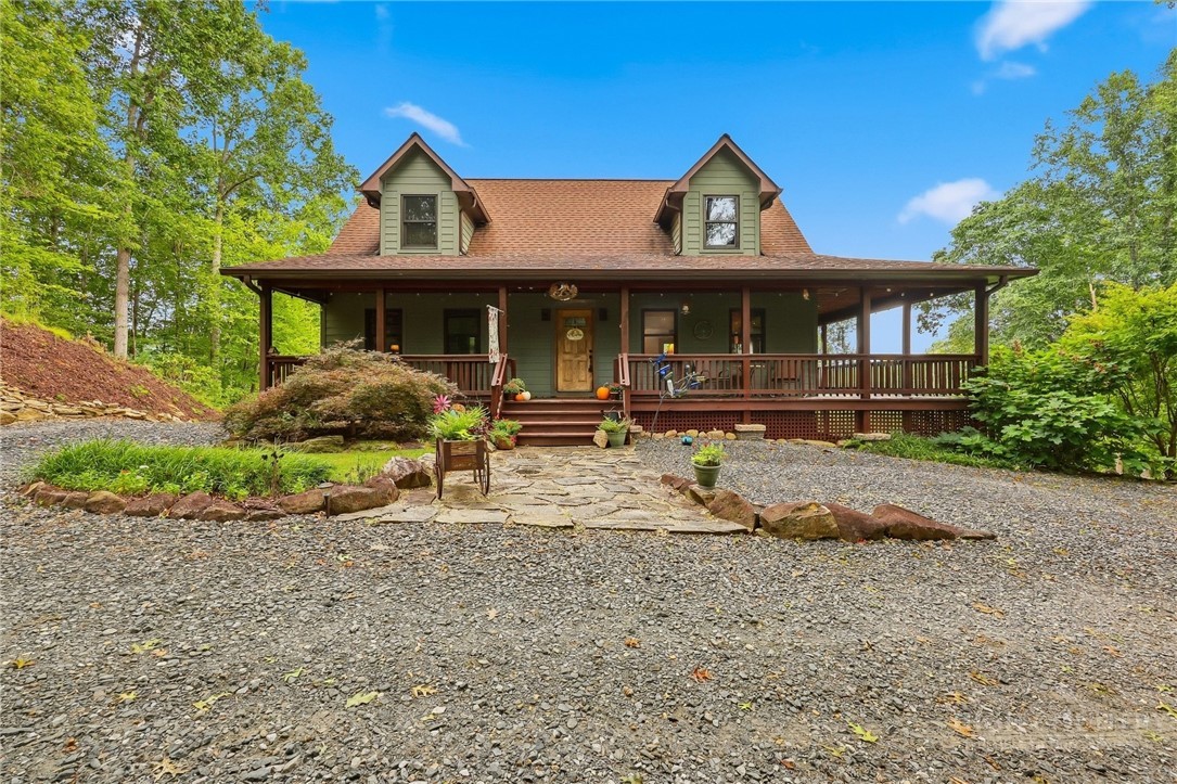 1400 Rustic Road Property Photo 2