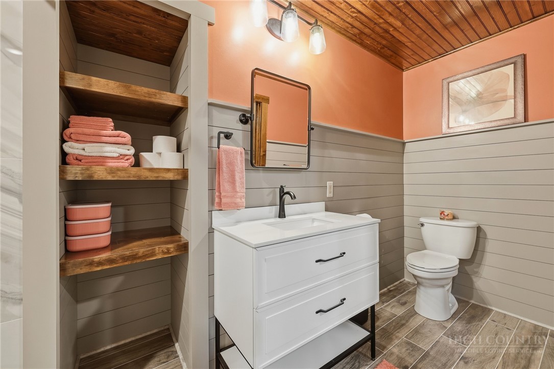 1400 Rustic Road Property Photo 35