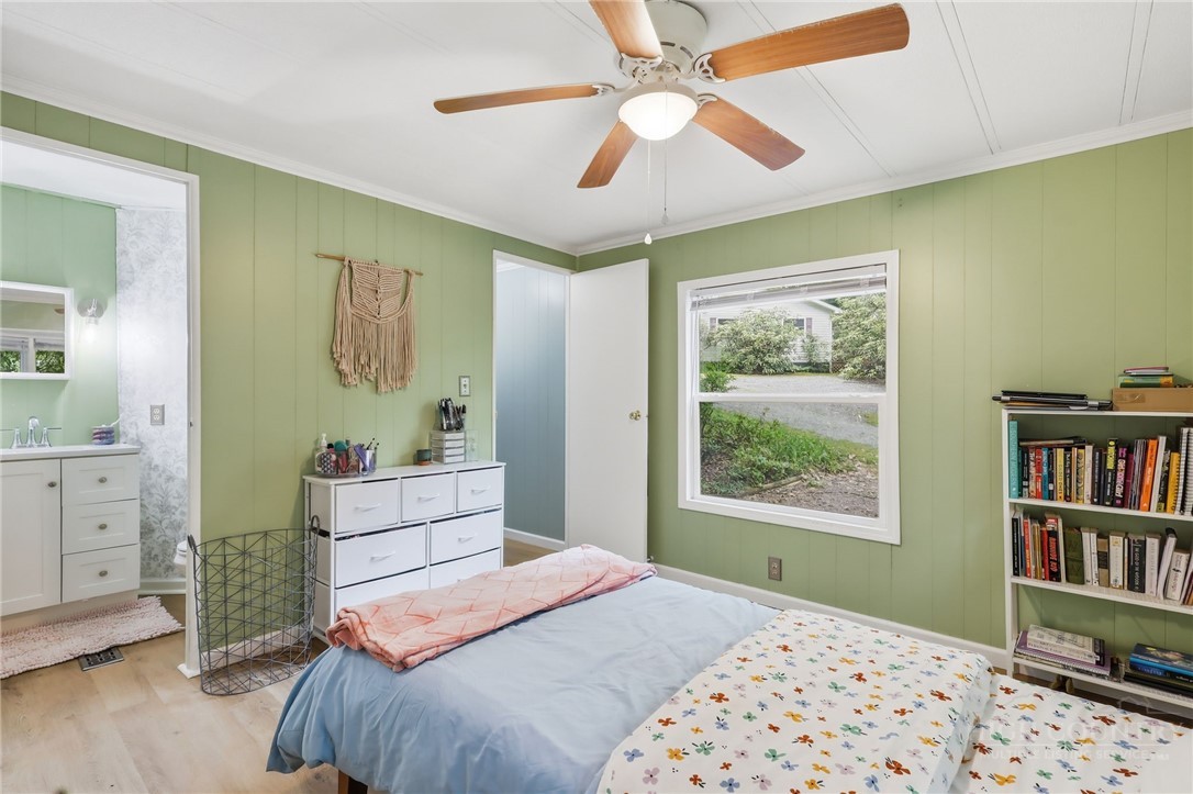182 Fair Park Drive Property Photo 17