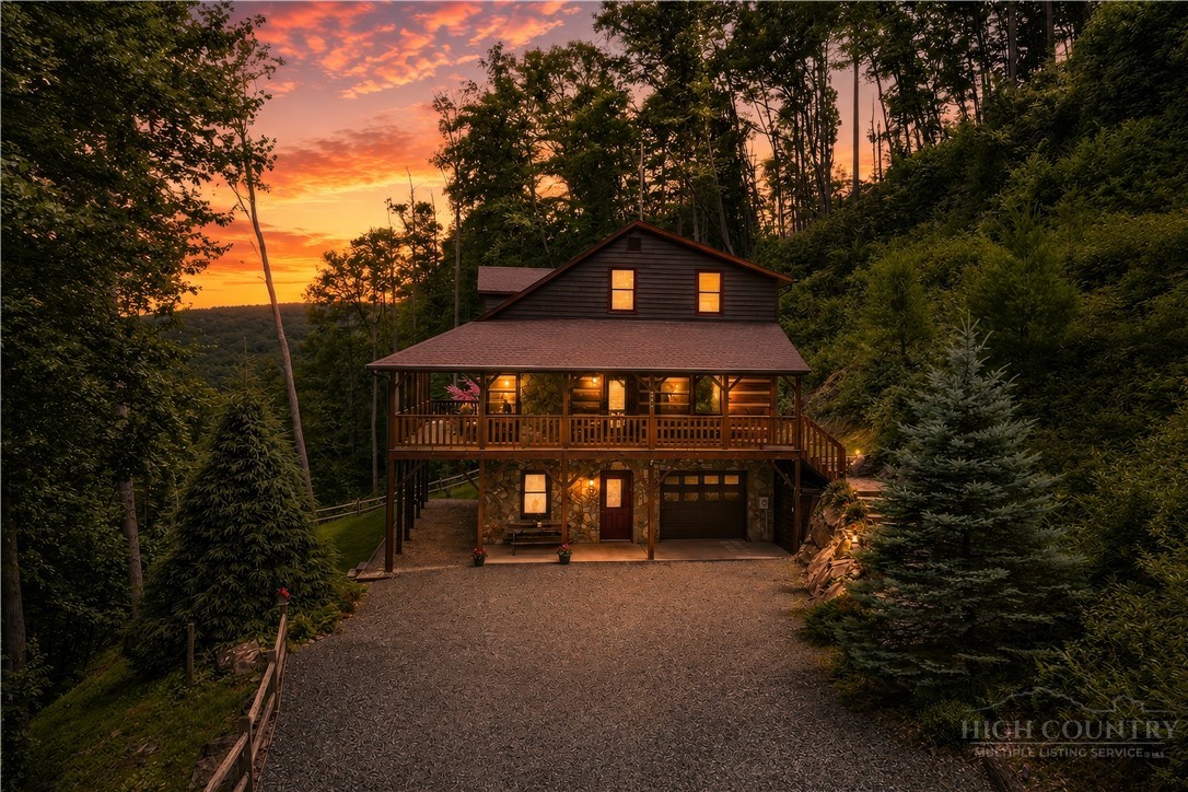 211 Wades Lane Property Photo 1