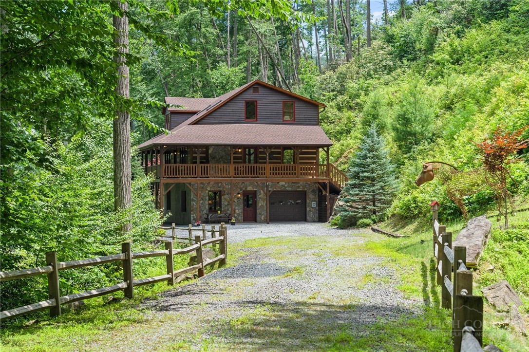 211 Wades Lane Property Photo 4