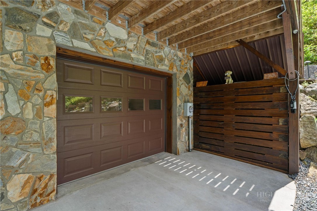 211 Wades Lane Property Photo 42