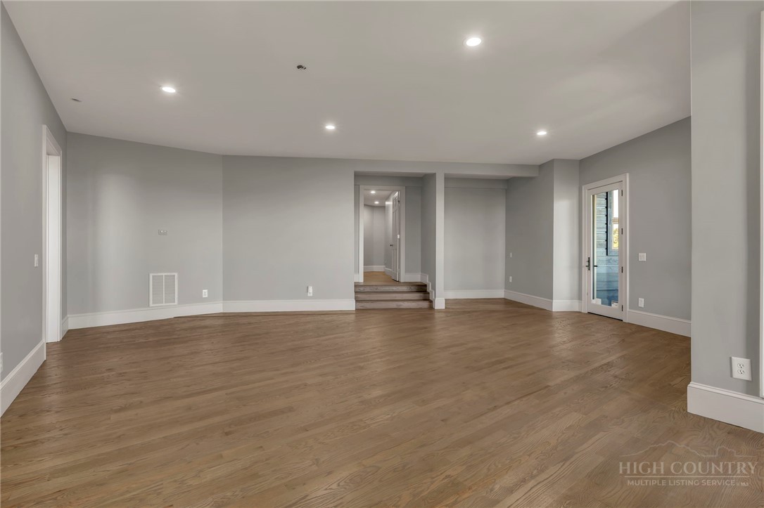 1122 Summit Park Drive Property Photo 36