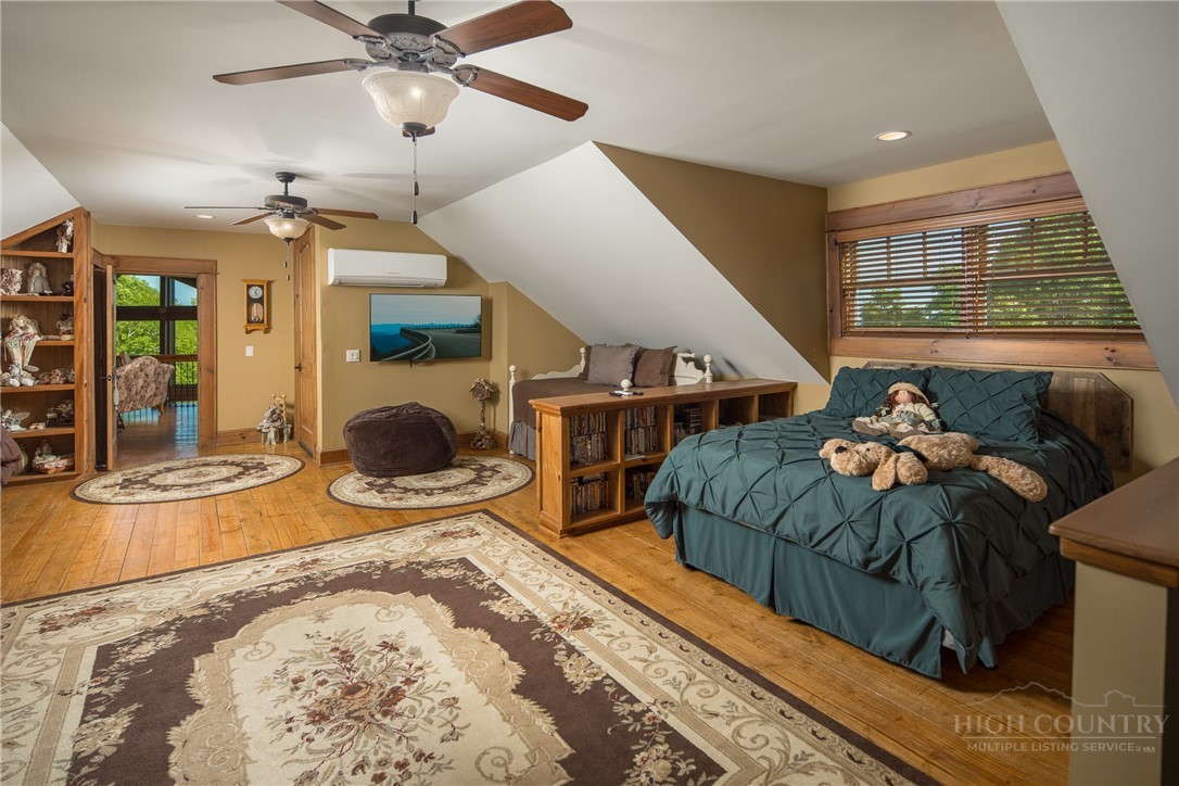 4735 Reynolds Parkway Property Photo 24