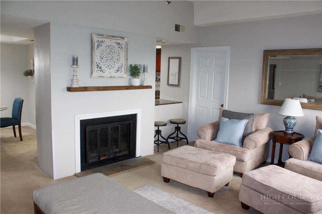303 Sugar Top Drive 2221 Property Photo 5