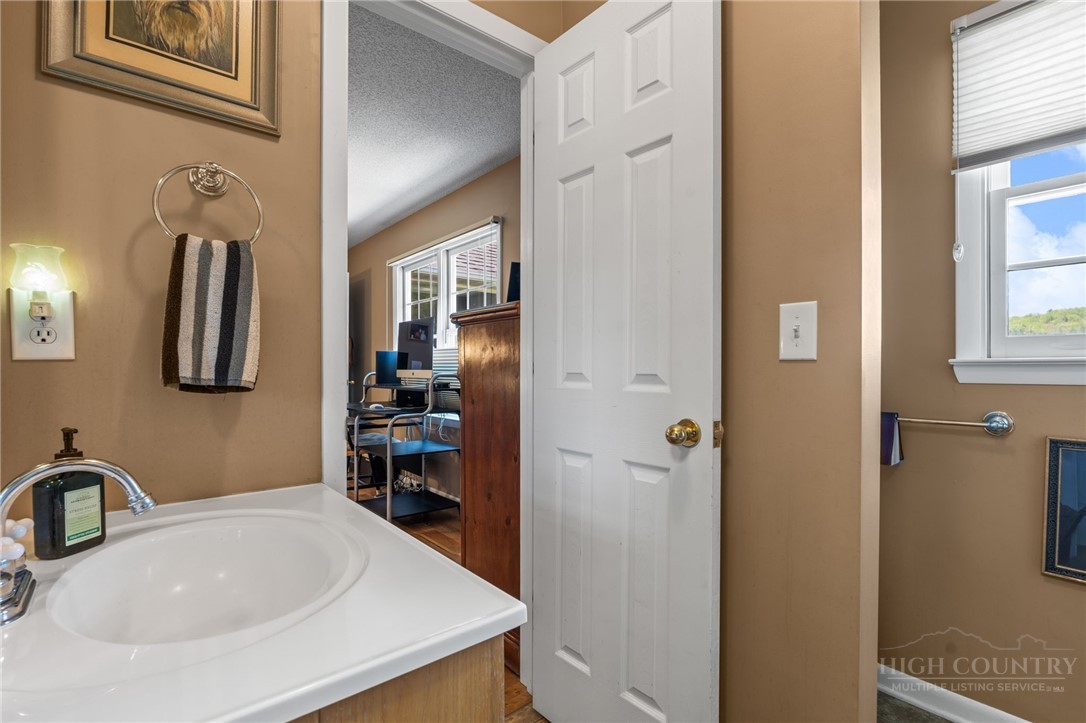 133 Country Air Lane Property Photo 19
