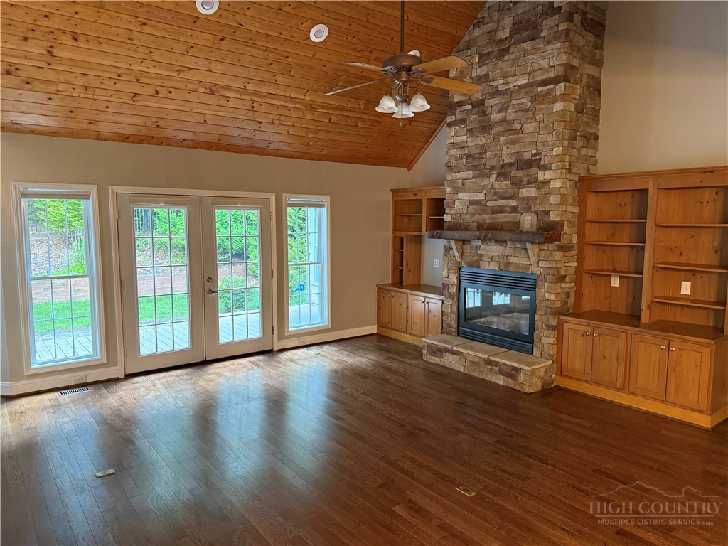 116 Fawn Lane Property Photo 12