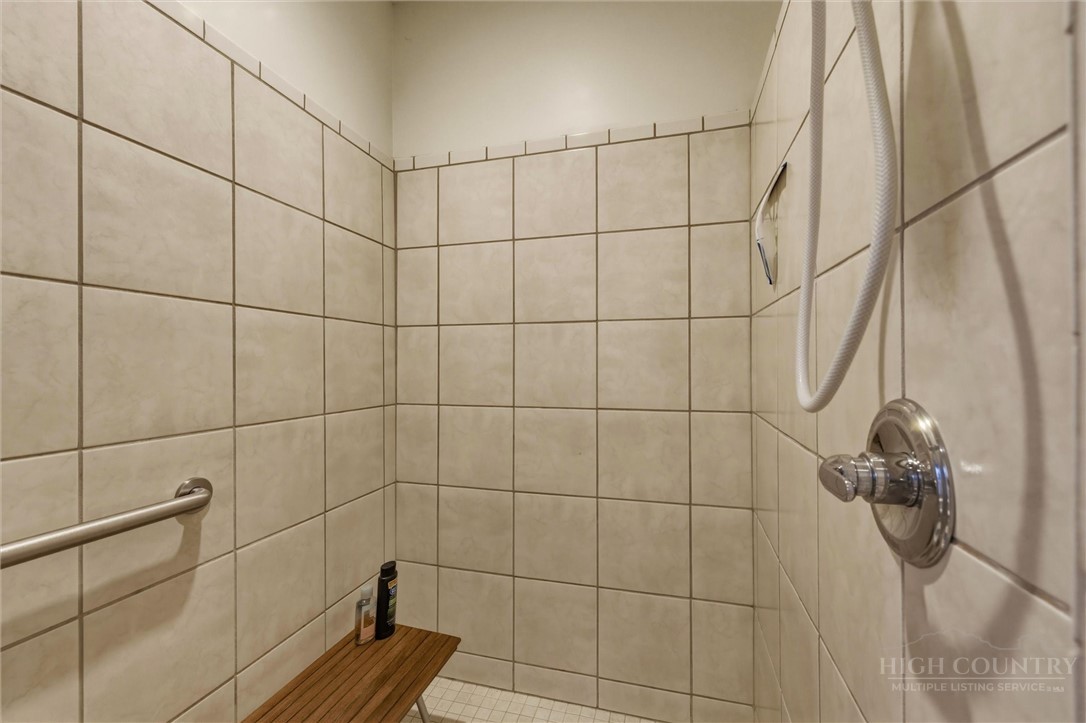 163 Bear Track Lane Property Photo 35