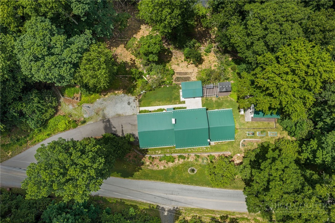 945 Seven Oaks Road Property Photo 44