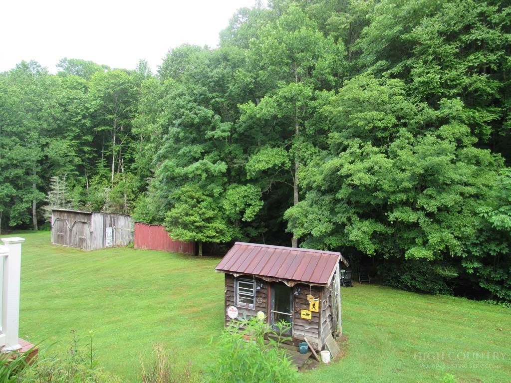 2890 Old Highway 16 Property Photo 14