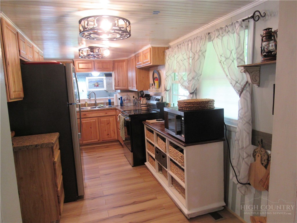 2890 Old Highway 16 Property Photo 29