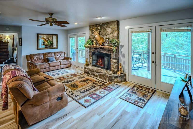 136 Hornbeam Road Property Photo 3