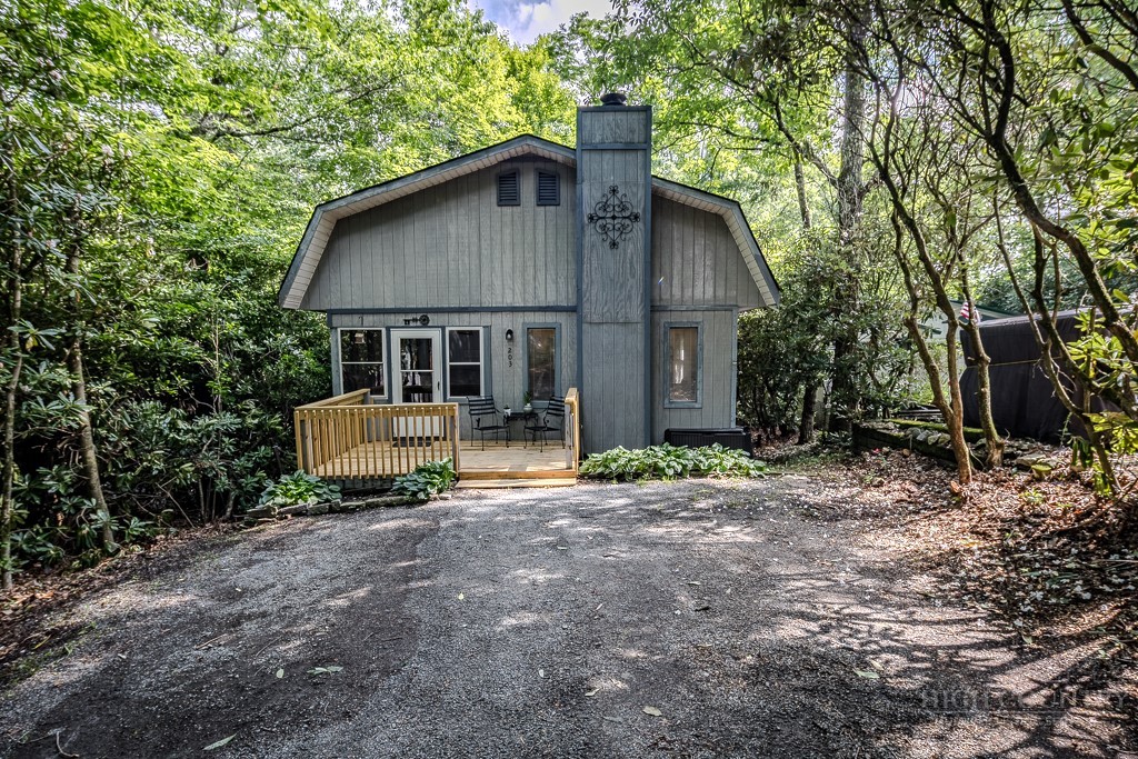 203 Elderberry Loop Property Photo 3