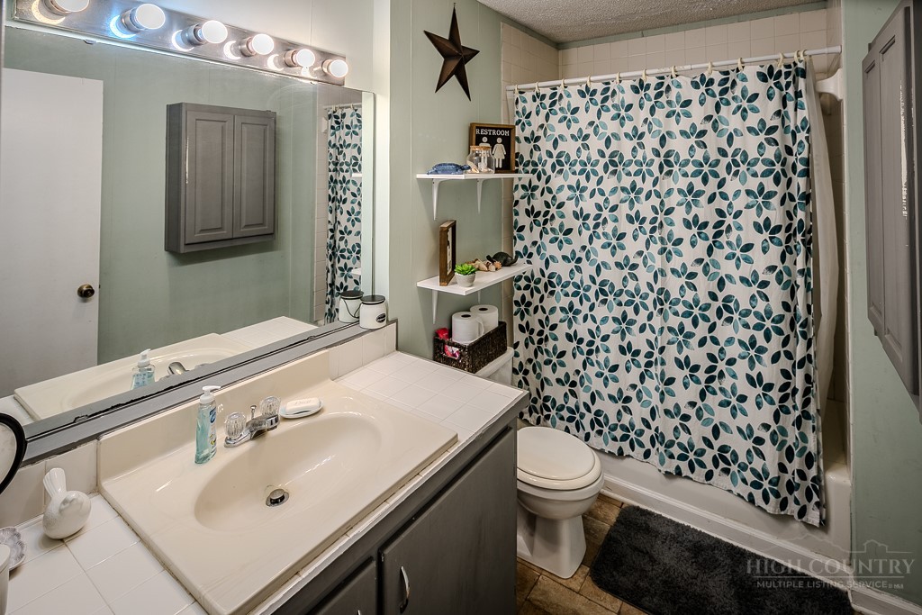 203 Elderberry Loop Property Photo 25